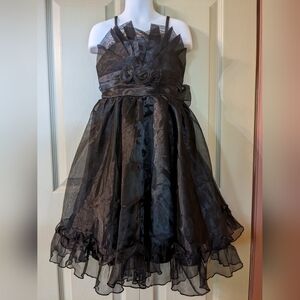 New with Tags Classic Fashion Easter Party Dress, Size 5, B17